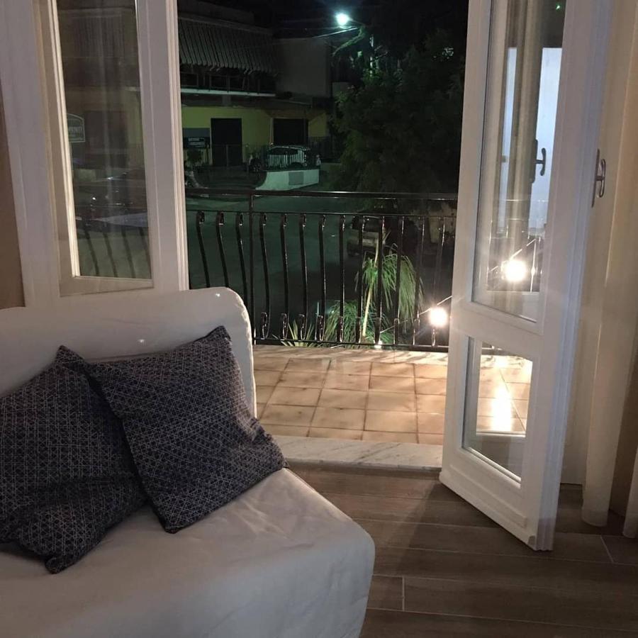 ソンマ・ヴェズヴィアーナ Relais Al Borgo Bed & Breakfast エクステリア 写真